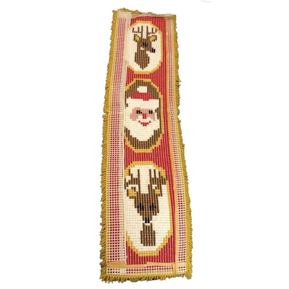 VTG Christmas Santa Reindeer Latch Hook Wall Hanging Handmade Kitschy Xmas Decor - Picture 8 of 8